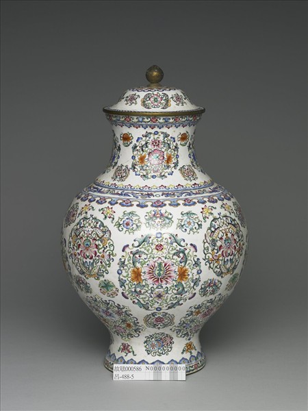 銅胎畫琺瑯團花紋蓋罐