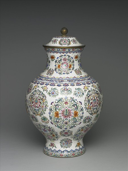 銅胎畫琺瑯團花紋蓋罐