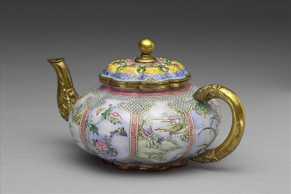 銅胎畫琺瑯瓜楞式壺