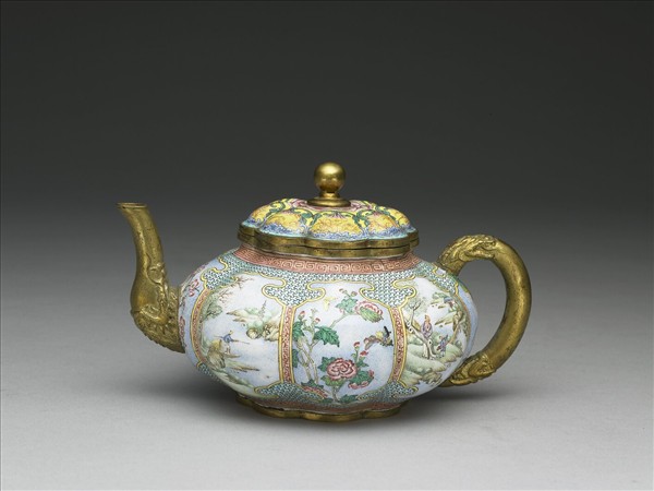 銅胎畫琺瑯瓜瓣壺