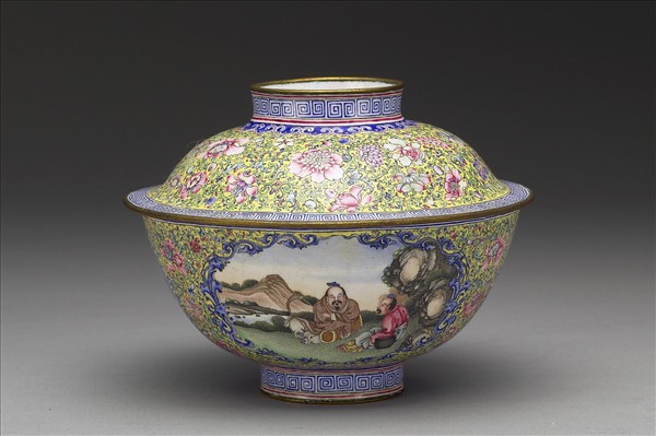 銅胎畫琺瑯黃地彩花蓋碗