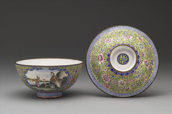 銅胎畫琺瑯黃地彩花蓋碗