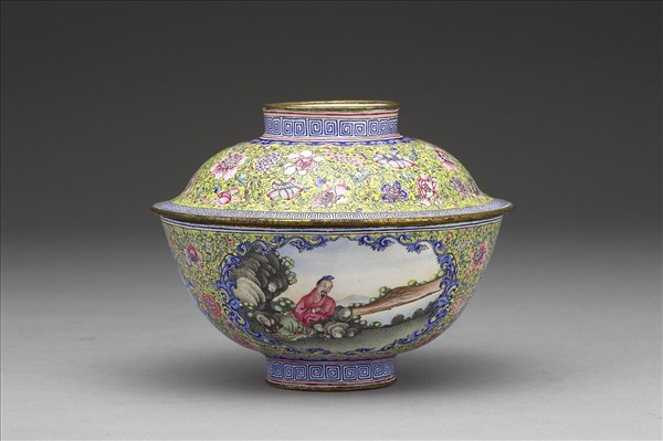 銅胎畫琺瑯黃地彩花蓋碗