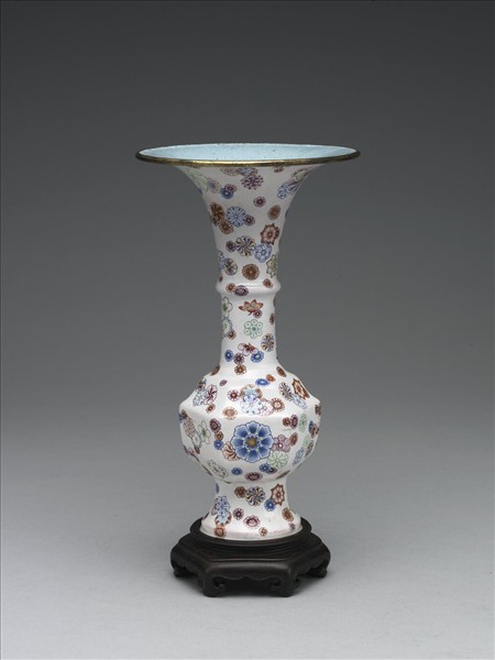 銅胎畫琺瑯觚式瓶