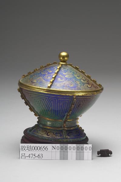 銅胎畫琺瑯出戟蓋盅