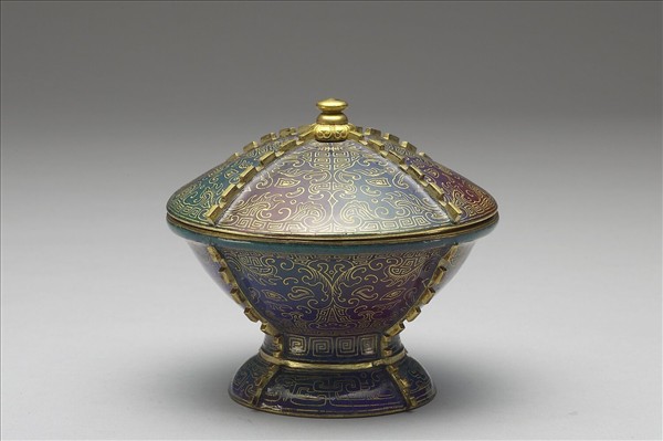 銅胎畫琺瑯出戟蓋盅