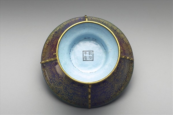 銅胎畫琺瑯出戟蓋盅