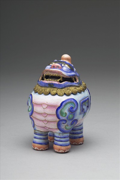 銅胎畫琺瑯甪端