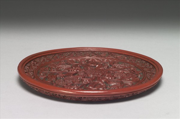 剔紅荔枝圓盤
