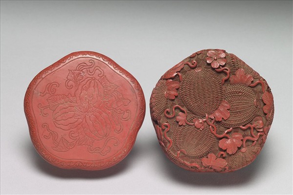 剔紅瓜瓞瓣式盒