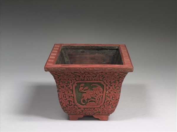 剔彩長方形花盆