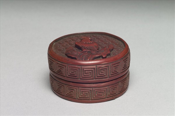 剔紅鷹石圓盒