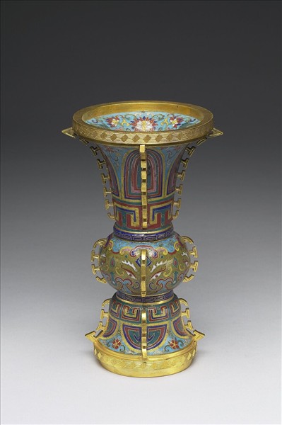 掐絲琺瑯蕉葉花觚