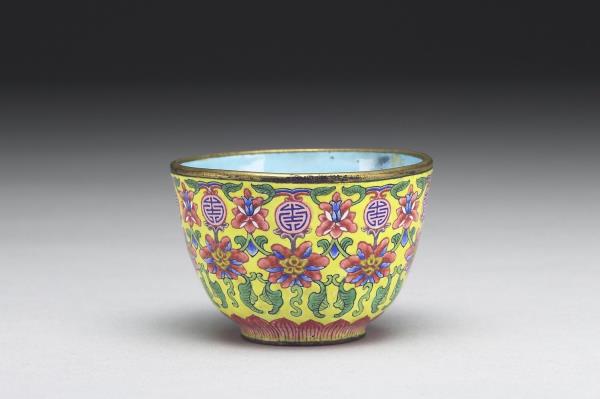 中国古美術・旧藏銅胎鎏金エナメル彩花瓶・珐琅彩・純銅・純手描き・箱