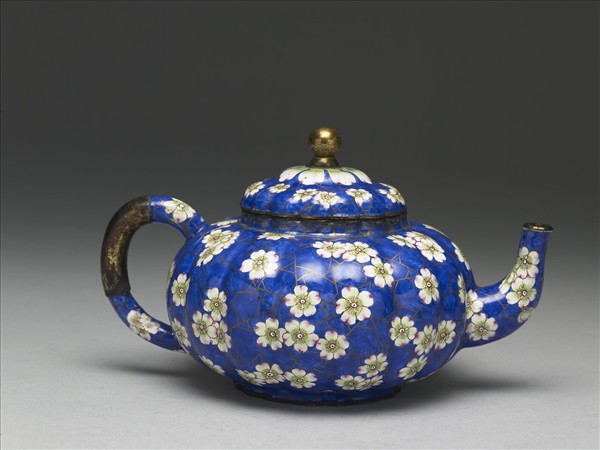 銅胎畫琺瑯冰梅紋壺