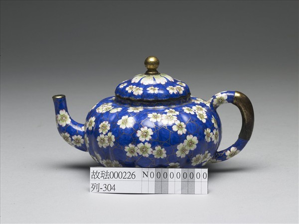 銅胎畫琺瑯冰梅紋壺