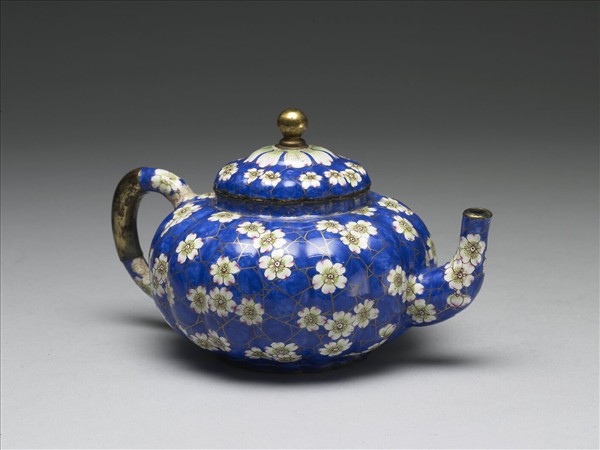 銅胎畫琺瑯冰梅紋壺