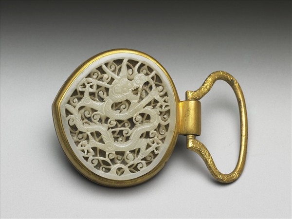 銅鎏金鑲雕玉鏤空雲龍紋帶環