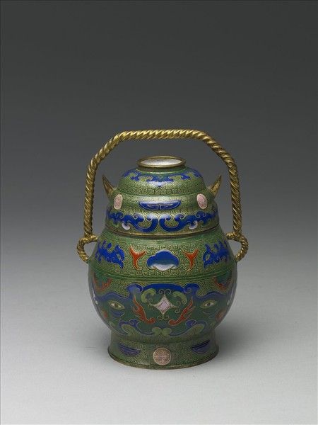 銅胎畫琺瑯提梁卣