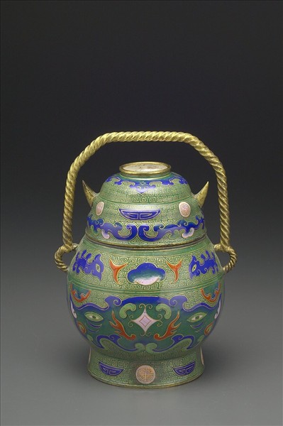 銅胎畫琺瑯提梁卣