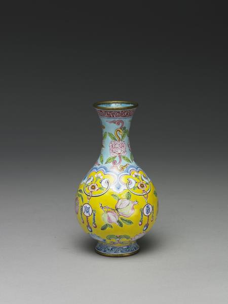 銅胎畫琺瑯壽同山岳觀音瓶