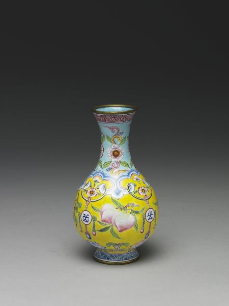 銅胎畫琺瑯壽同山岳觀音瓶