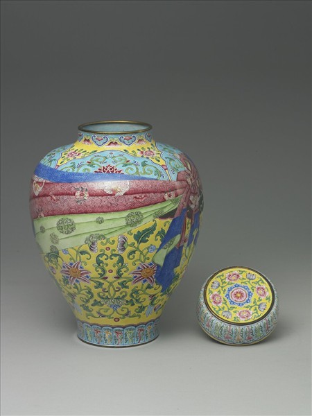 銅胎畫琺瑯包袱紋蓋罐