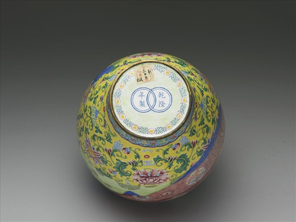 銅胎畫琺瑯包袱紋蓋罐