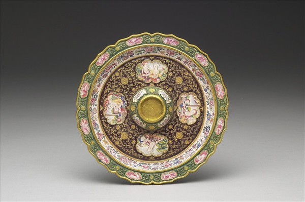 金胎內填兼畫琺瑯西洋母子圖盤