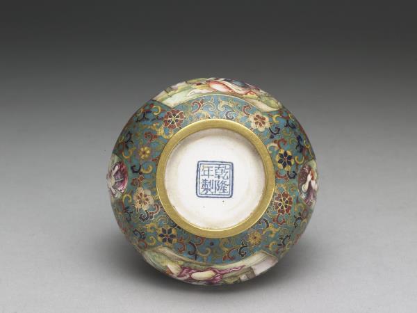 金胎掐絲兼畫琺瑯螭耳罐