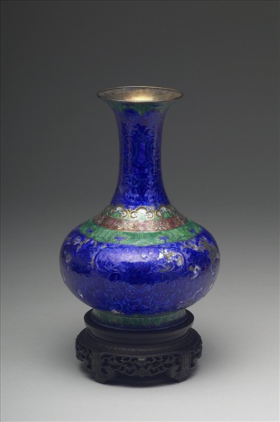 銀胎內填琺瑯長頸瓶