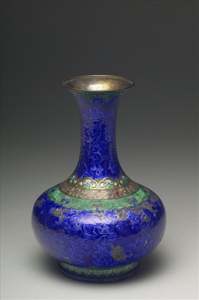 銀胎內填琺瑯長頸瓶