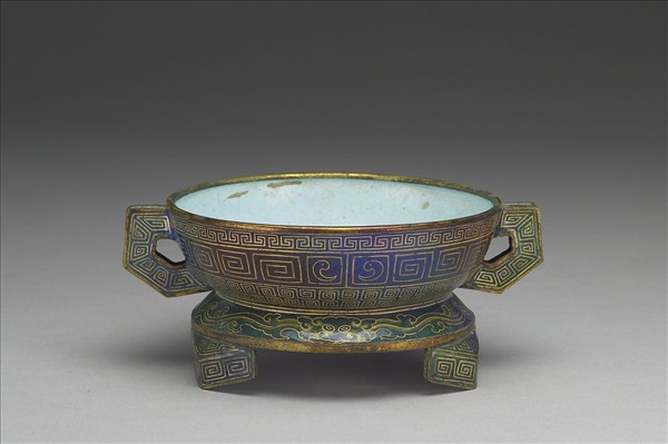 銅胎畫琺瑯帶耳三足洗