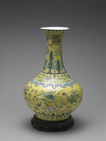 銅胎畫琺瑯花瓶