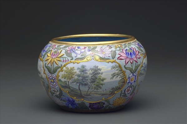 銅胎畫琺瑯山水人物圖鉢