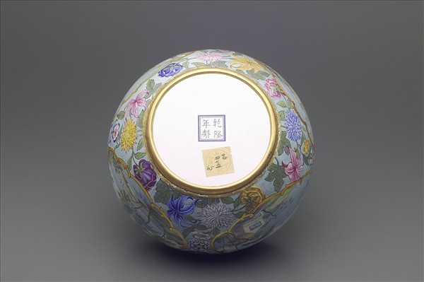 銅胎畫琺瑯山水人物圖鉢