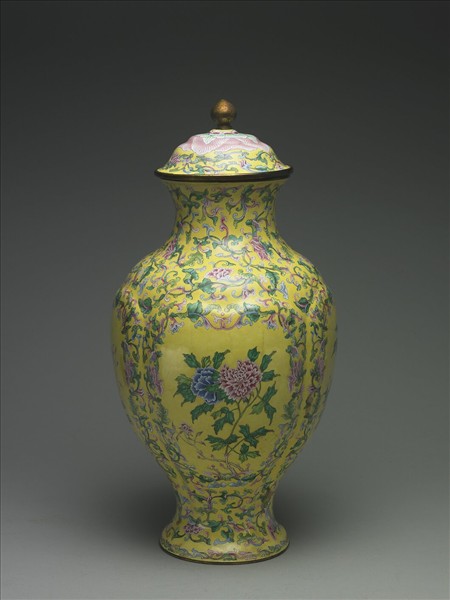 銅胎畫琺瑯海棠式蓋罐