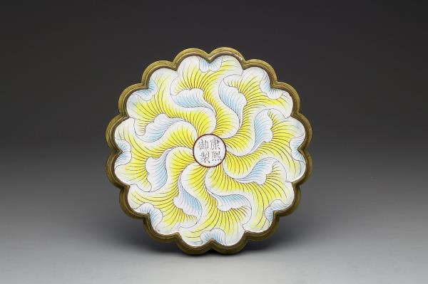 銅胎畫琺瑯鳳紋盤