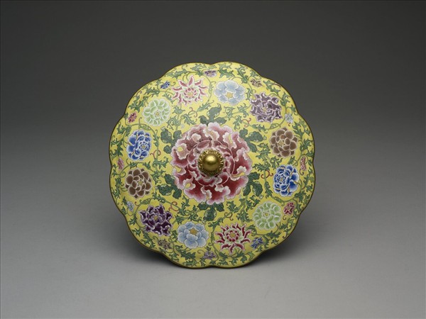 銅胎畫琺瑯西番花蓋盤