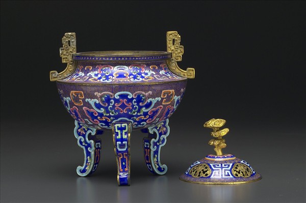 銅胎畫琺瑯爐