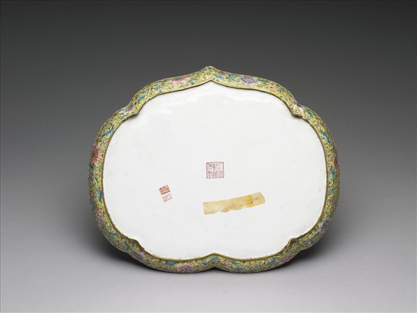 畫琺瑯五彩人物盤