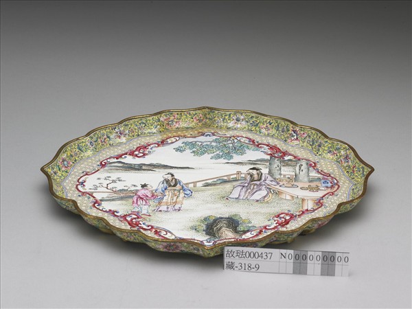 畫琺瑯五彩人物盤