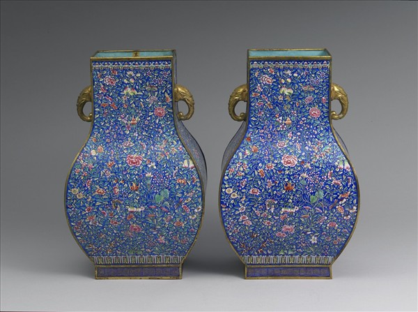 銅胎畫琺瑯雙耳方瓶