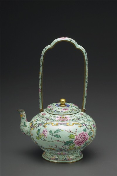銅胎畫琺瑯提梁壺