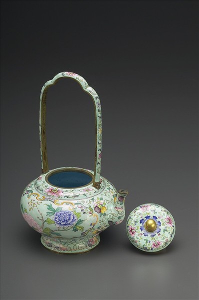 銅胎畫琺瑯提梁壺