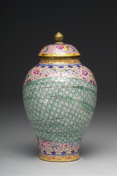 銅胎畫琺瑯包袱式圓罐