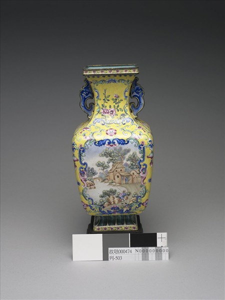 銅胎畫琺瑯方瓶