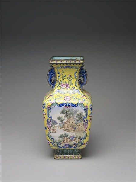 銅胎畫琺瑯方瓶