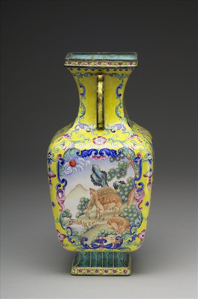 銅胎畫琺瑯方瓶