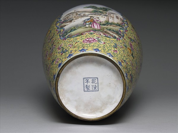 銅胎畫琺瑯花瓶